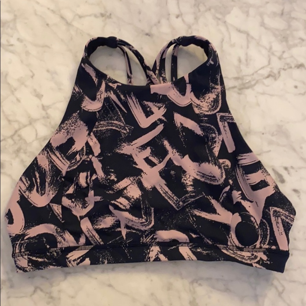 High neck sports bra